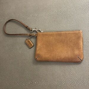 Vintage Coach Light Brown Leather Wristlet